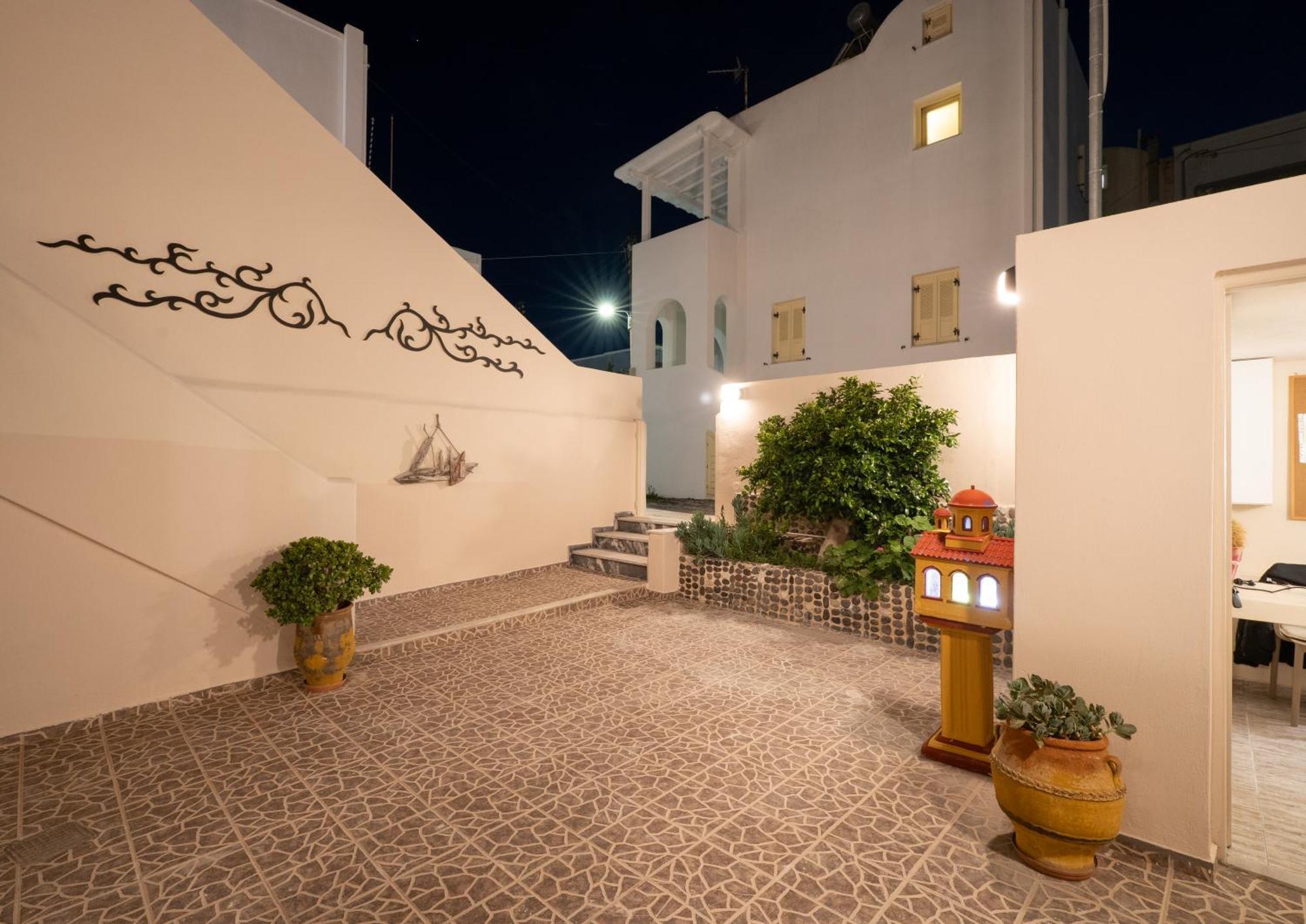 Villa Toula Fira  Exterior photo